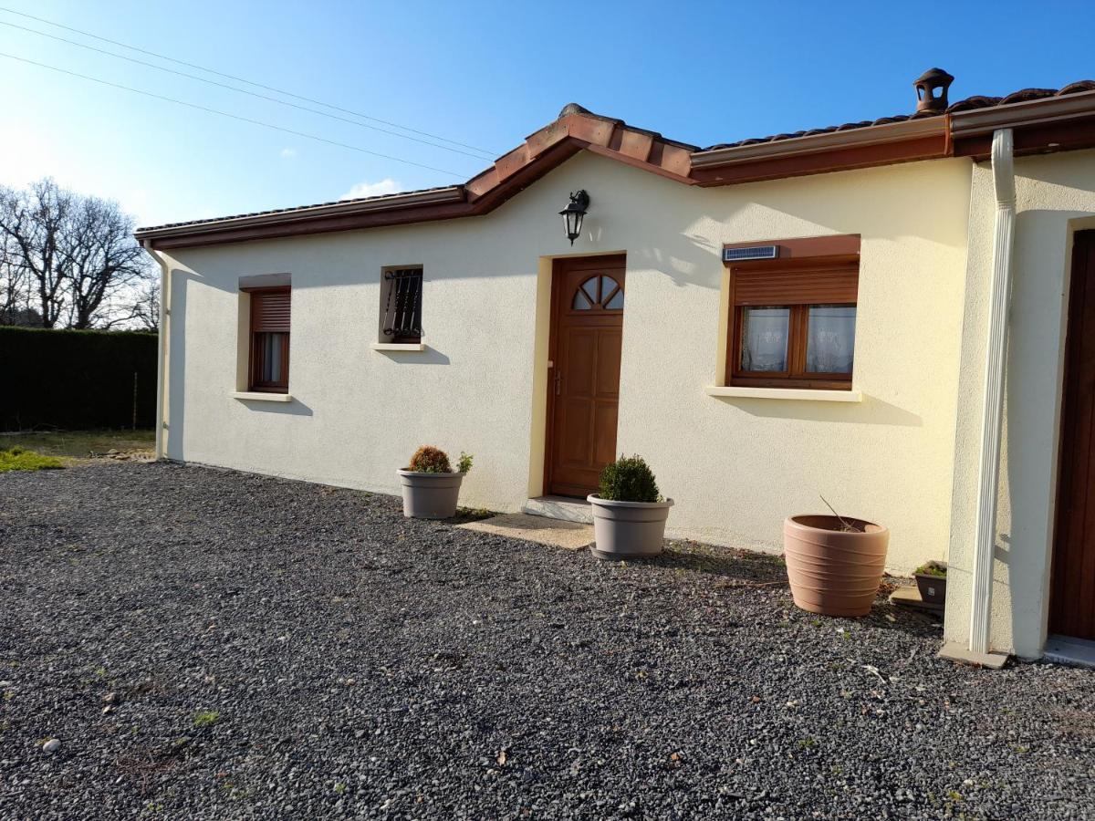 La Belle Maisonnette Montmorillon Exterior photo